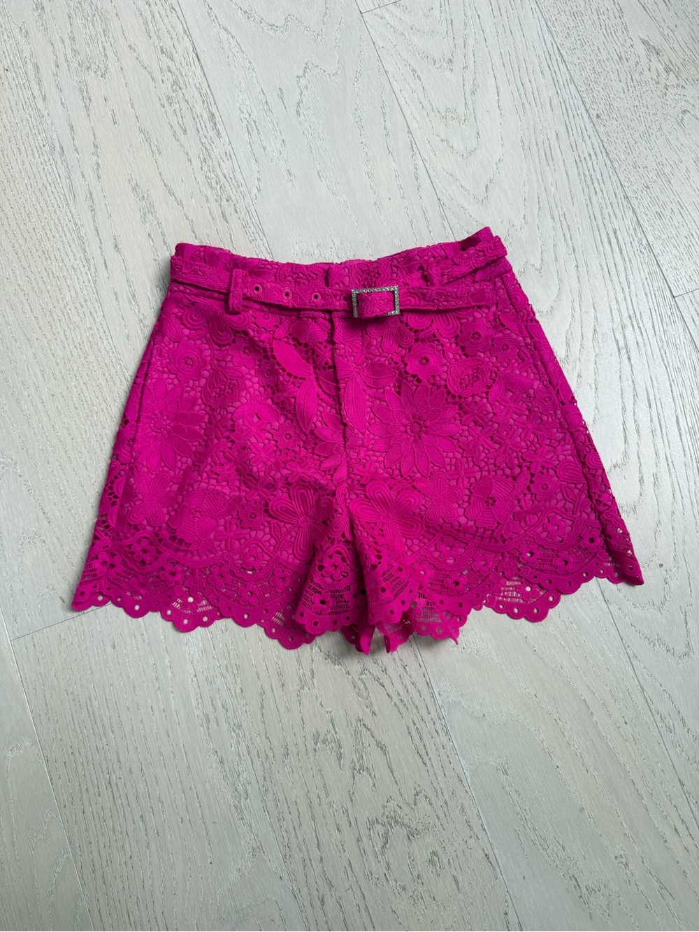 Generation Love - Women’s Fuchsia Lace Scallop Hem Shorts